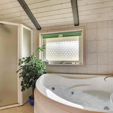Amazing Home In Blavand With Sauna Dom wakacyjny Blåvand