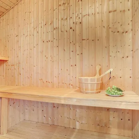 Dom wakacyjny Amazing Home In Blavand With Sauna