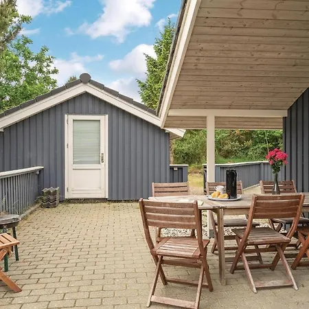 Holiday home 3 Bedroom Gorgeous In Blavand